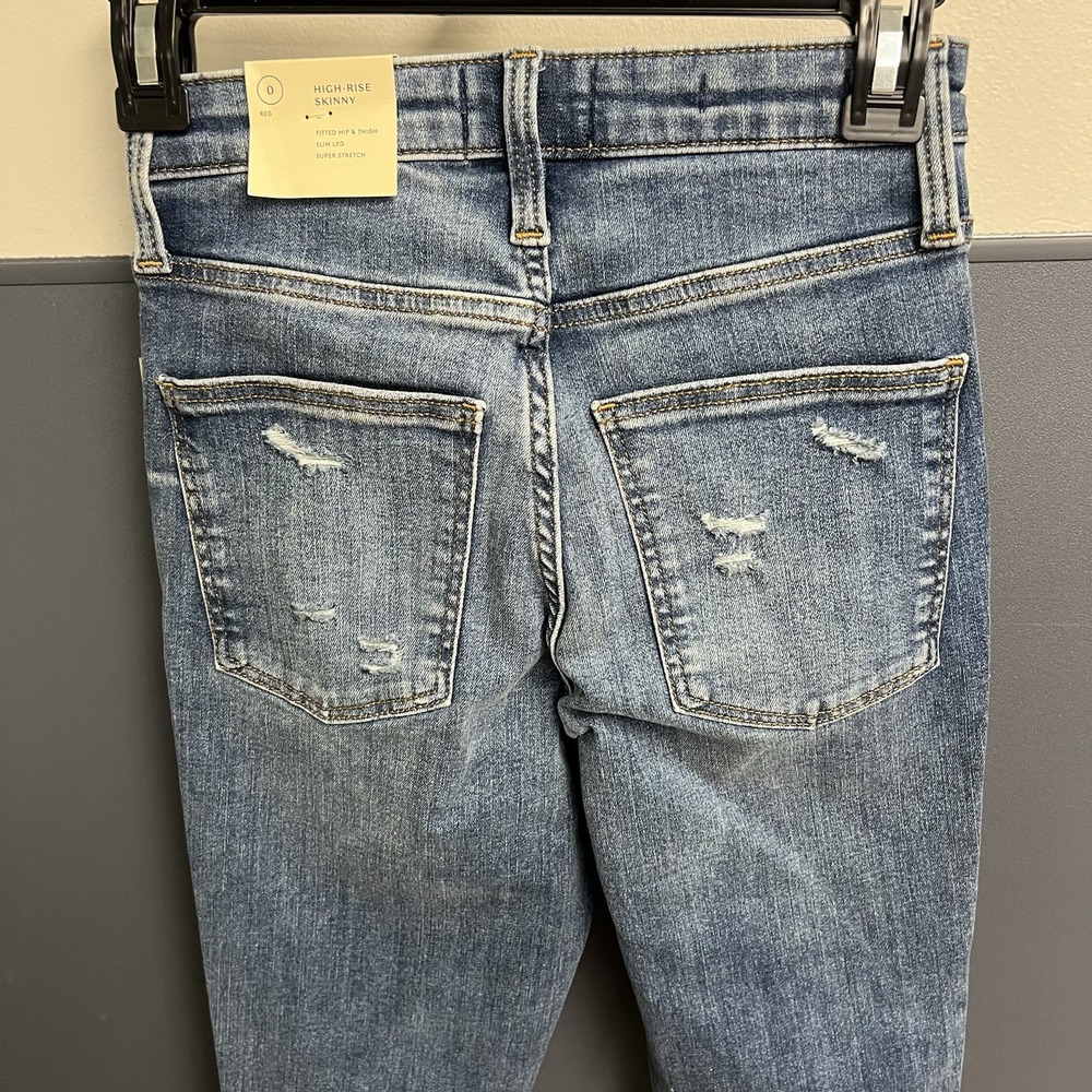 Universal Thread Women's Size 0 R High Rise Skinny Supper Stretch Pant Jeans NWT - Picture 5 of 8
